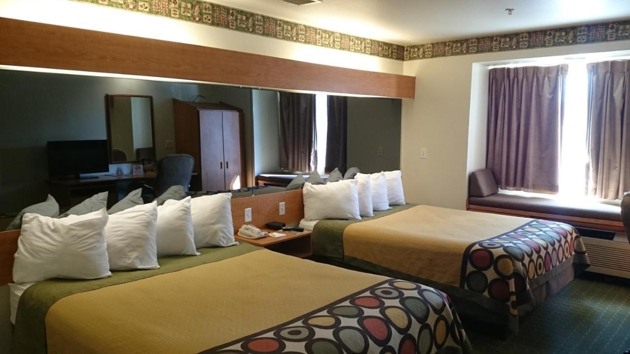 Super 8 By Wyndham Pride Midvale/Midvalley/Salt Lake City Phòng bức ảnh